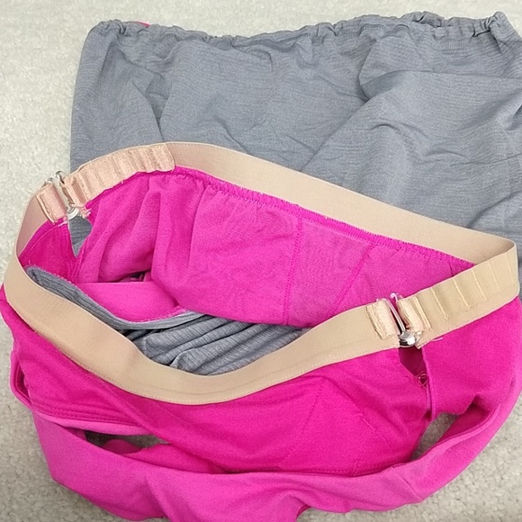 Lululemon Bubble Hem Tank Top - Picture 6 of 7